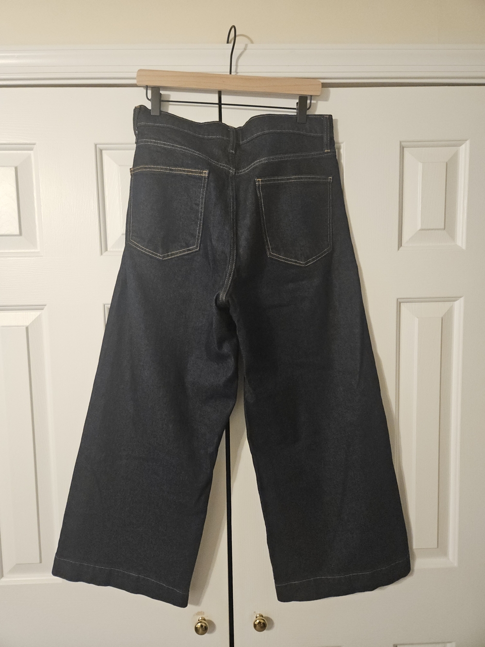 Womens GAP High Rise Wide-Leg Croppoed Jeans Lot 2 Dark Wash/Washed Size 12/31R. - Picture 10 of 16